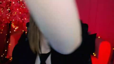 Snapshot of tinadavil chatting on 01-11-25, 04:25 Tina Davil online show from 01-11-25, 04:25