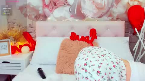 Tina online show from 03-19-26, 01:15