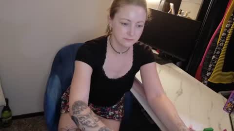 Snapshot of tiney2938 chatting on 07-02-26, 05:02 baby marabou online show from 07-02-26, 05:02