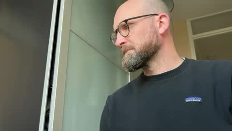 tingtang2007 online show from 10-27-25, 01:04