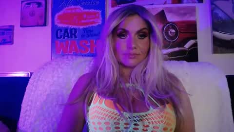 Snapshot of tinkerbell822 chatting on 03-12-25, 06:11 tinkerbell822 online show from 03-12-25, 06:11