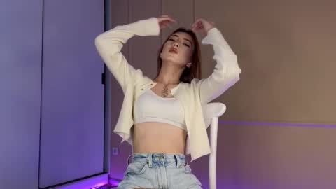 Tina online show from 09-24-25, 06:50