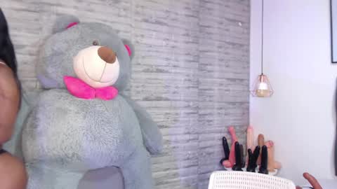 Tinna Goddess online show from 05-05-26, 04:15