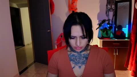 Snapshot of tinnadawson chatting on 10-23-25, 12:32 I AM BELLA ----------- follow my IG TINNS 69 online show from 10-23-25, 12:32