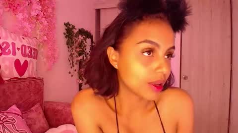 Snapshot of tiny_cherry chatting on 03-18-26, 05:05 Tiny online show from 03-18-26, 05:05