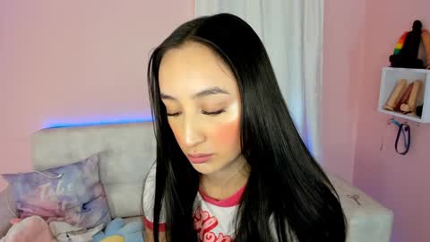 tiny_cora online show from 12-19-24, 04:46
