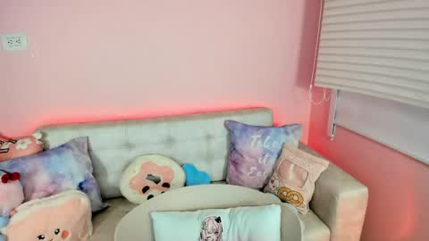tiny_cora online show from 05-21-26, 04:36