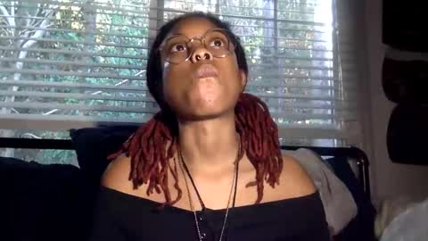 cupcake online show from 11-22-25, 07:35