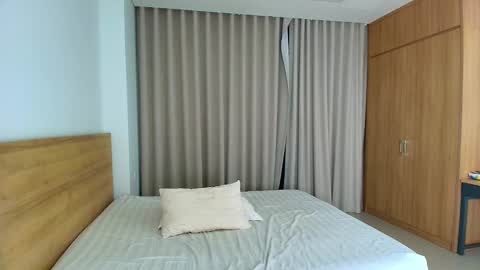 Snapshot of tiny_cute chatting on 02-21-25, 10:15 Lia online show from 02-21-25, 10:15