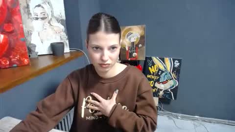 Gloria online show from 02-04-26, 07:25