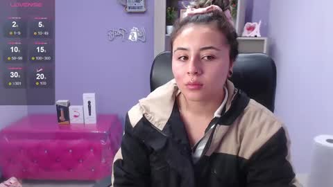 tiny online show from 01-20-25, 09:24