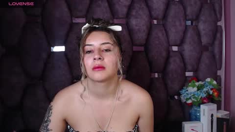 tiny online show from 02-09-25, 07:49