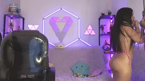 tiny_vixen_ online show from 09-29-25, 02:44