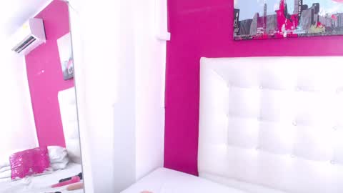 tiny_whore18 online show from 02-03-25, 05:35