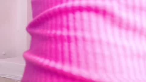 tiny_whore18 online show from 10-04-25, 03:43