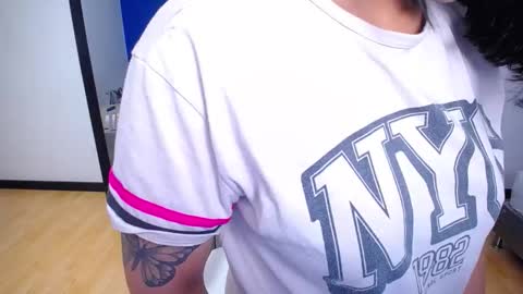 Snapshot of tiny_whore18 chatting on 03-13-26, 07:15 tiny_whore18 online show from 03-13-26, 07:15