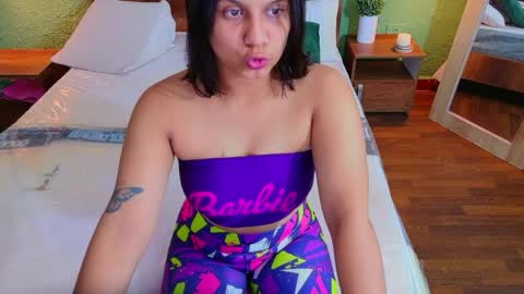 Snapshot of tiny_whore18 chatting on 04-21-26, 06:20 tiny_whore18 online show from 04-21-26, 06:20