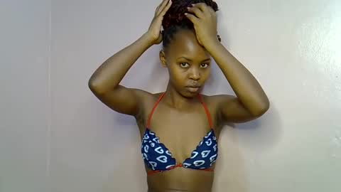 Barbie  online show from 10-18-25, 04:08