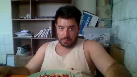 tinybenji9393 online show from 01-12-26, 06:46