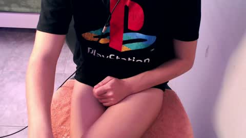 tinyfemboy online show from 01-21-25, 12:57