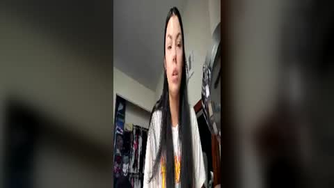 stage Kylie Sinner  brand CLITBAIT online show from 06-24-26, 12:15