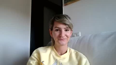 Luna My FREE Of  online show from 10-09-25, 03:32