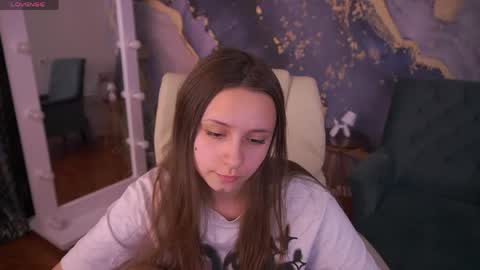 tinynataliee online show from 05-01-26, 02:21