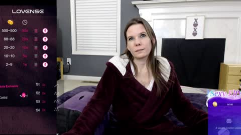 Snapshot of tinyvixxen chatting on 01-23-25, 02:33 V - Read the bio please thanks. online show from 01-23-25, 02:33