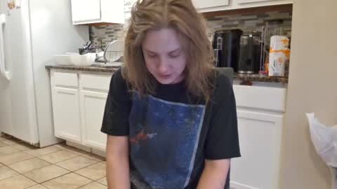 Snapshot of tinywithtiddies chatting on 10-19-25, 01:23 tinywithtiddies online show from 10-19-25, 01:23