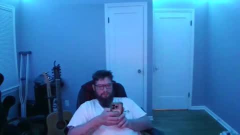 Snapshot of tippertonight chatting on 10-22-25, 05:52 tippertonight online show from 10-22-25, 05:52