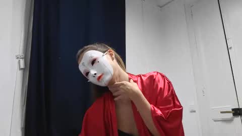 Snapshot of tipsytinkerbell chatting on 11-08-25, 09:57 Tinks online show from 11-08-25, 09:57