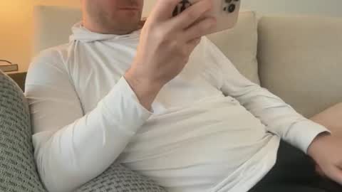 Snapshot of tiptop1088 chatting on 04-07-26, 03:34 tiptop1088 online show from 04-07-26, 03:34