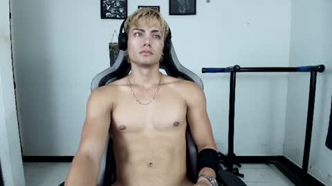 Kevin online show from 08-09-26, 09:20