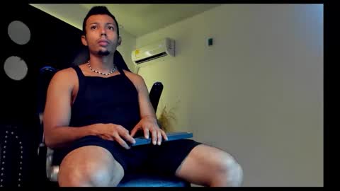 Snapshot of titobell10 chatting on 06-08-26, 07:25 titobell10 online show from 06-08-26, 07:25
