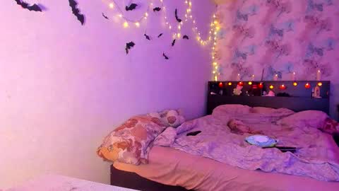 Snapshot of tits_your_dreams chatting on 10-11-25, 11:58 tits_your_dreams online show from 10-11-25, 11:58