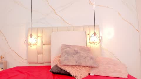 Tivizay online show from 12-18-24, 02:28