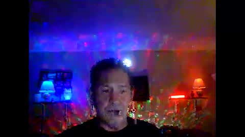 Snapshot of tkthedj chatting on 10-04-25, 02:09 TK online show from 10-04-25, 02:09