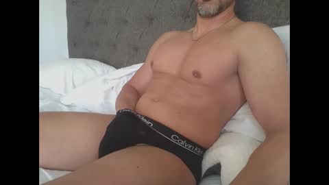 Snapshot of tlars1980 chatting on 04-06-26, 06:31 tlars1980 online show from 04-06-26, 06:31