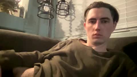 Snapshot of tlayne410 chatting on 11-16-25, 09:15 tlayne410 online show from 11-16-25, 09:15