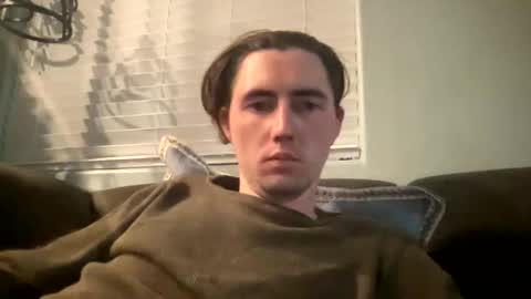 Snapshot of tlayne410 chatting on 12-14-25, 08:09 tlayne410 online show from 12-14-25, 08:09