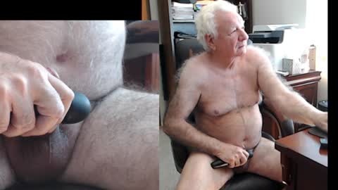 Snapshot of tlc_dude chatting on 01-18-25, 09:34 TLC dude online show from 01-18-25, 09:34