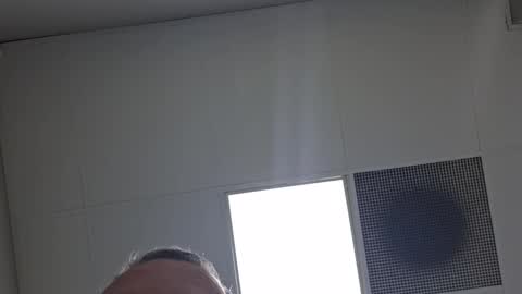 Vols online show from 02-05-25, 02:48