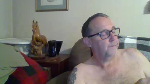 Vols online show from 10-11-25, 01:38