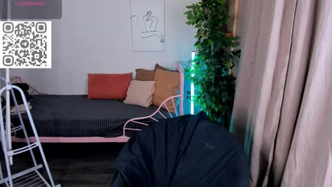 2 GMT Mo Tu We Th Fr 10am-4am online show from 11-03-25, 09:59