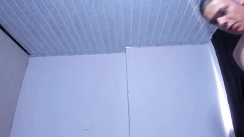 Tobias Smith  online show from 05-04-26, 05:42