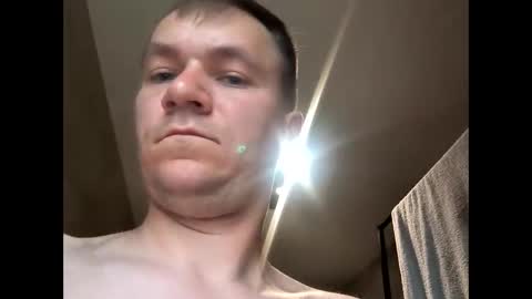 Snapshot of tobiasz950215 chatting on 05-13-26, 04:04 tobiasz950215 online show from 05-13-26, 04:04