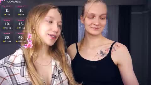 Snapshot of tobicovitt chatting on 10-24-25, 06:21 Mary online show from 10-24-25, 06:21