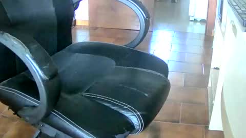 Tobiko online show from 01-13-25, 04:08