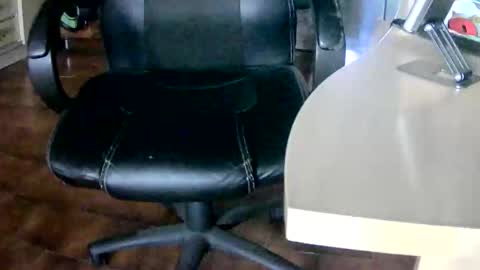 Tobiko online show from 01-27-25, 04:43