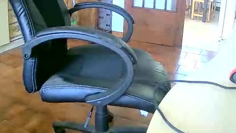 Tobiko online show from 10-20-25, 12:49